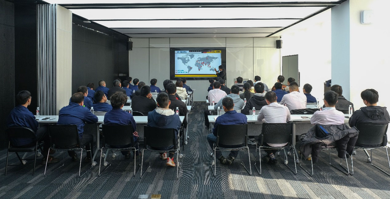 邁向未來 共同成長！泉工股份新員工入職培訓(xùn)圓滿舉行