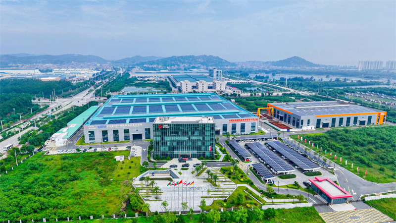 泉工股份 QT10 設(shè)備啟運(yùn)東南亞 開(kāi)啟合作新旅程