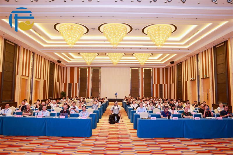 共筑無廢城市 泉工股份攜綠色智能制磚技術(shù)共襄行業(yè)頂層峰會